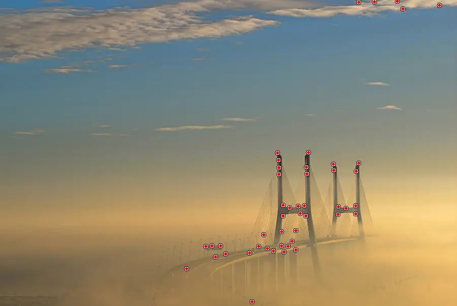 Harris Corner Detection, applied to “Ponte Vasco da Gama 25”