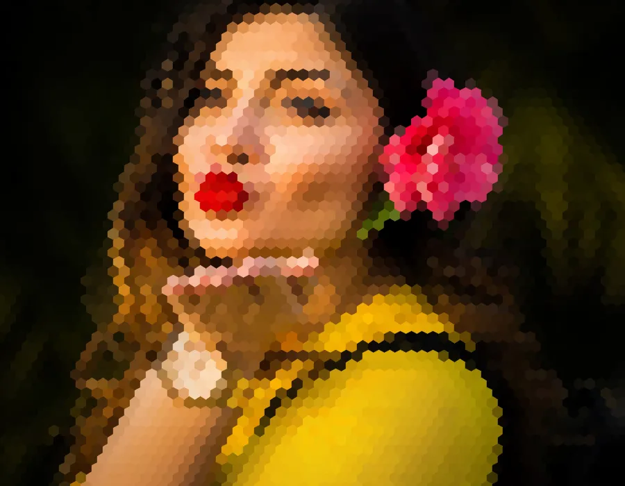 Hexagonal Pixels, applied to “Blowing a kiss (Unsplash)”