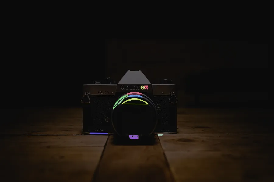 MSER Regions, applied to “Rolleiflex SL35 camera in Medan, Indonesia (Unsplash)”