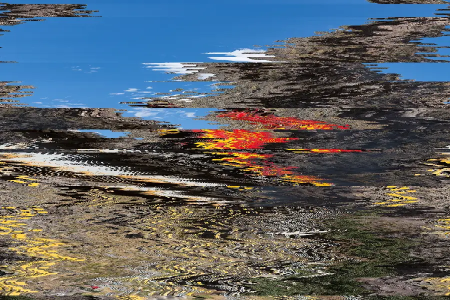 Scanline Displacement, applied to “FCCA GE C30-7 Rio Blanco - San Mateo”