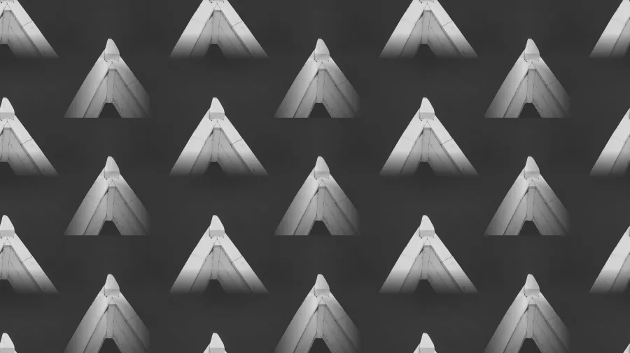 Seamless Tiling, applied to “Geometric Boat (Unsplash)”