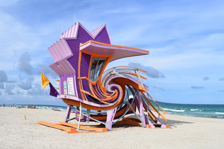 Swirl, applied to “Lifeguard stand, Miami Beach”